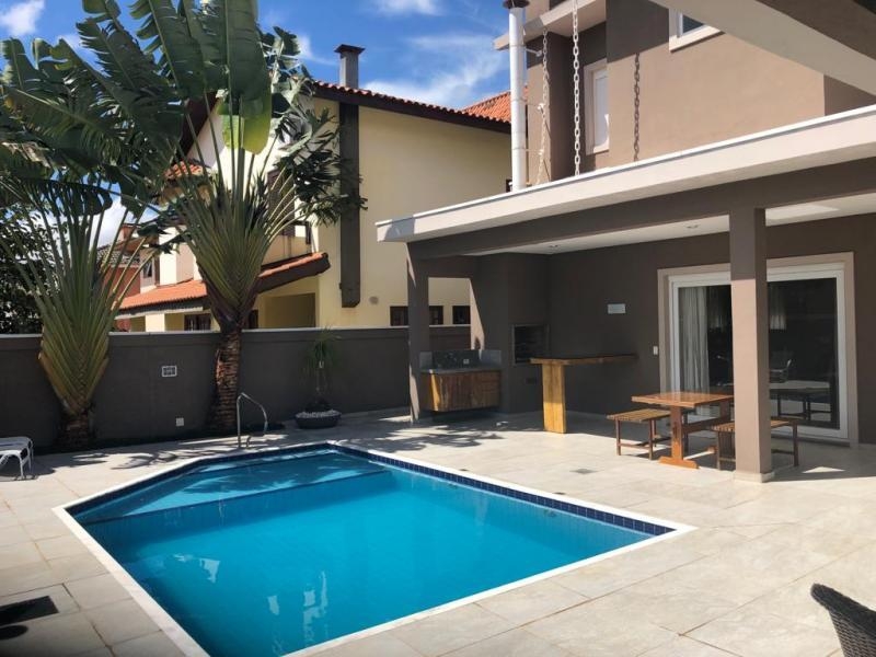 #17 - Casa para Venda em Santana de Parnaíba - SP