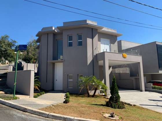 #31 - Casa para Venda em Santana de Parnaíba - SP