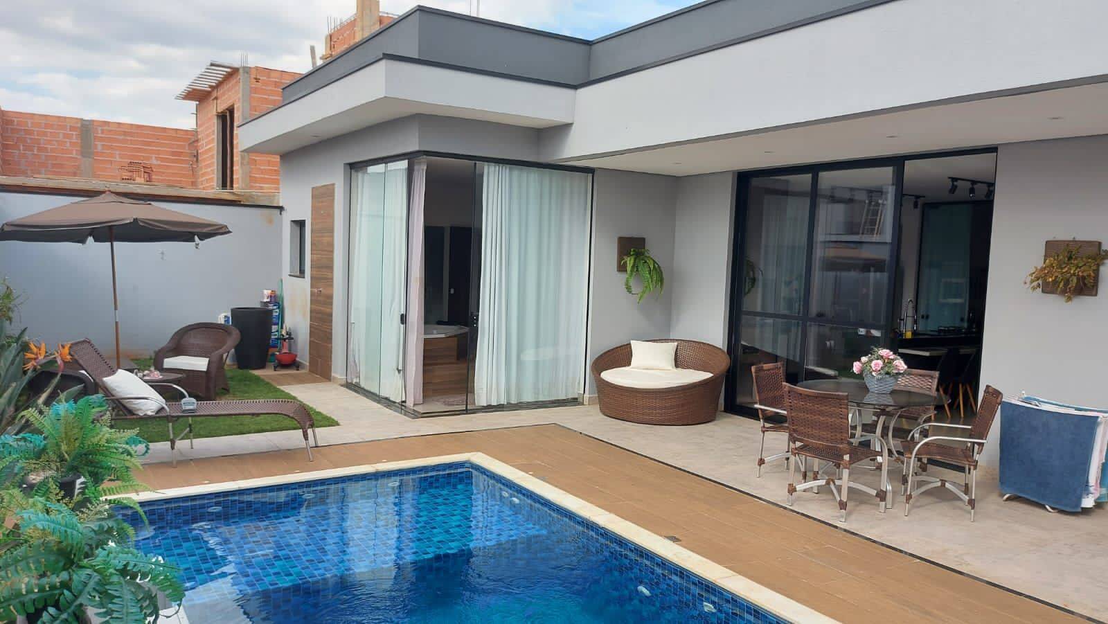 #819 - Casa em condomínio para Venda em Boituva - SP