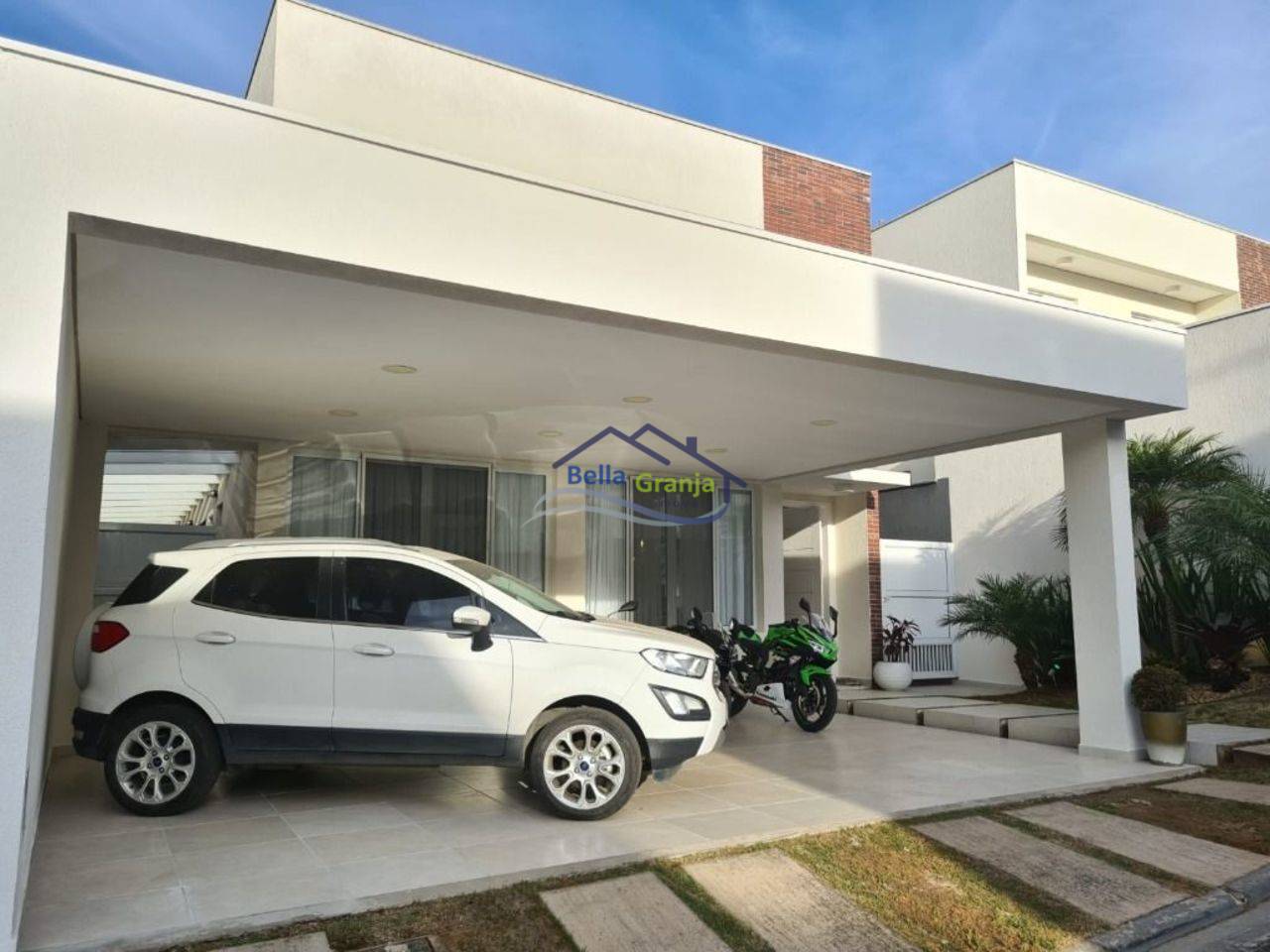 #828 - Casa em condomínio para Venda em Cotia - SP