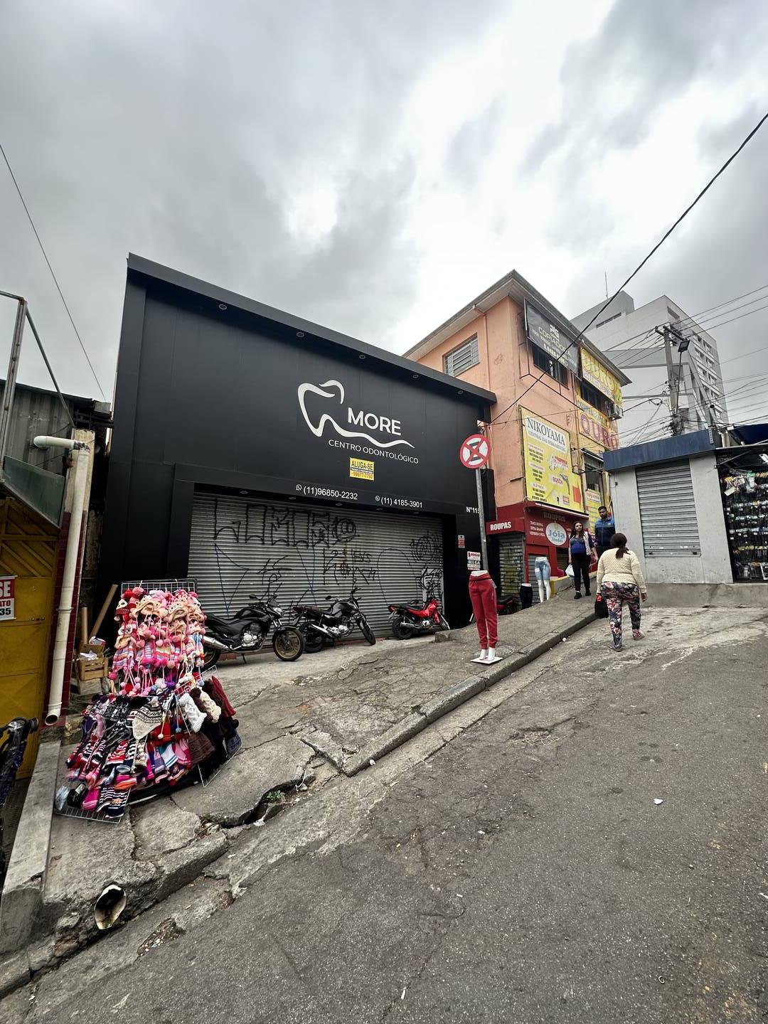 #1233 - Salão Comercial para Venda em Carapicuíba - SP