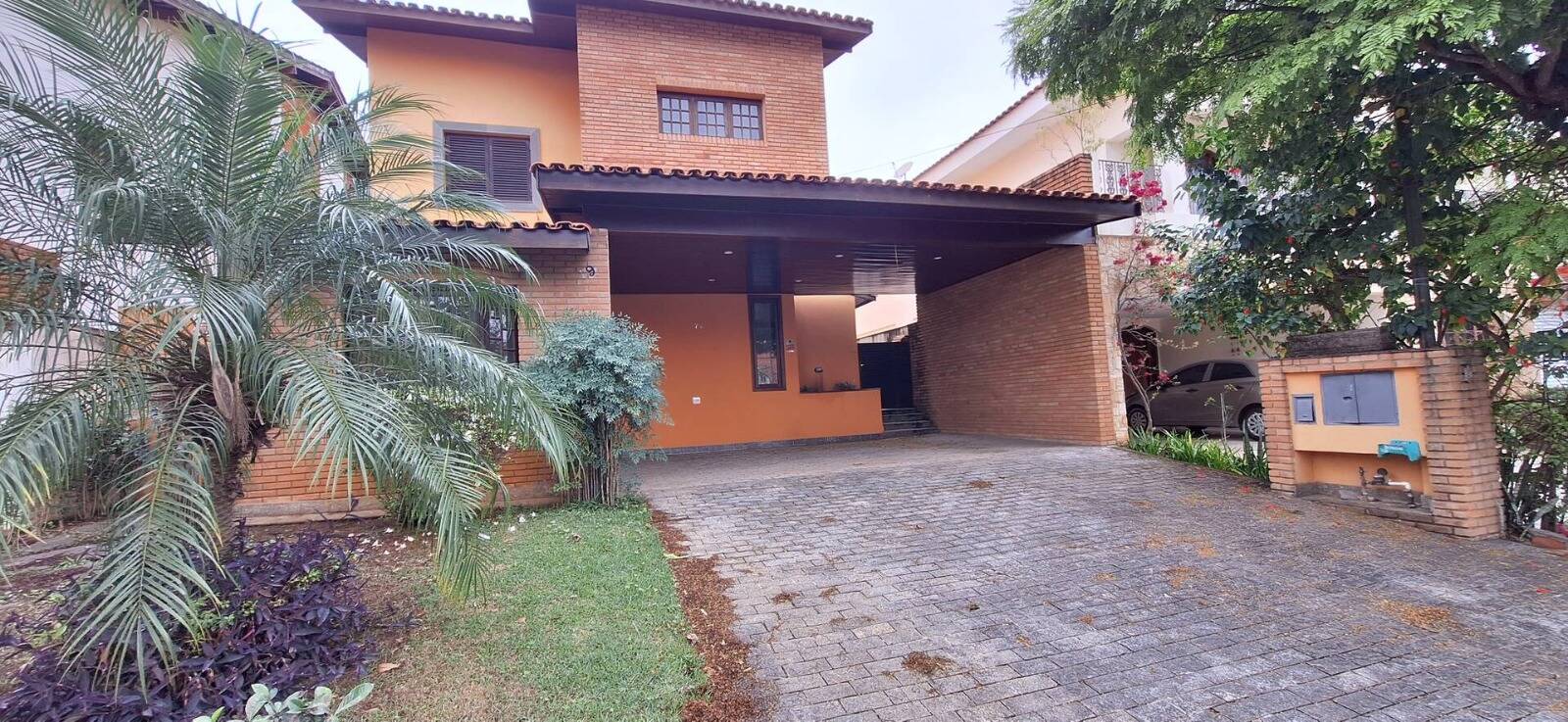 #1359 - Casa em condomínio para Locação em Santana de Parnaíba - SP