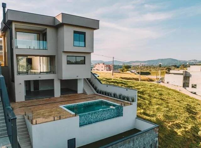 #1683 - Casa em condomínio para Venda em Santana de Parnaíba - SP