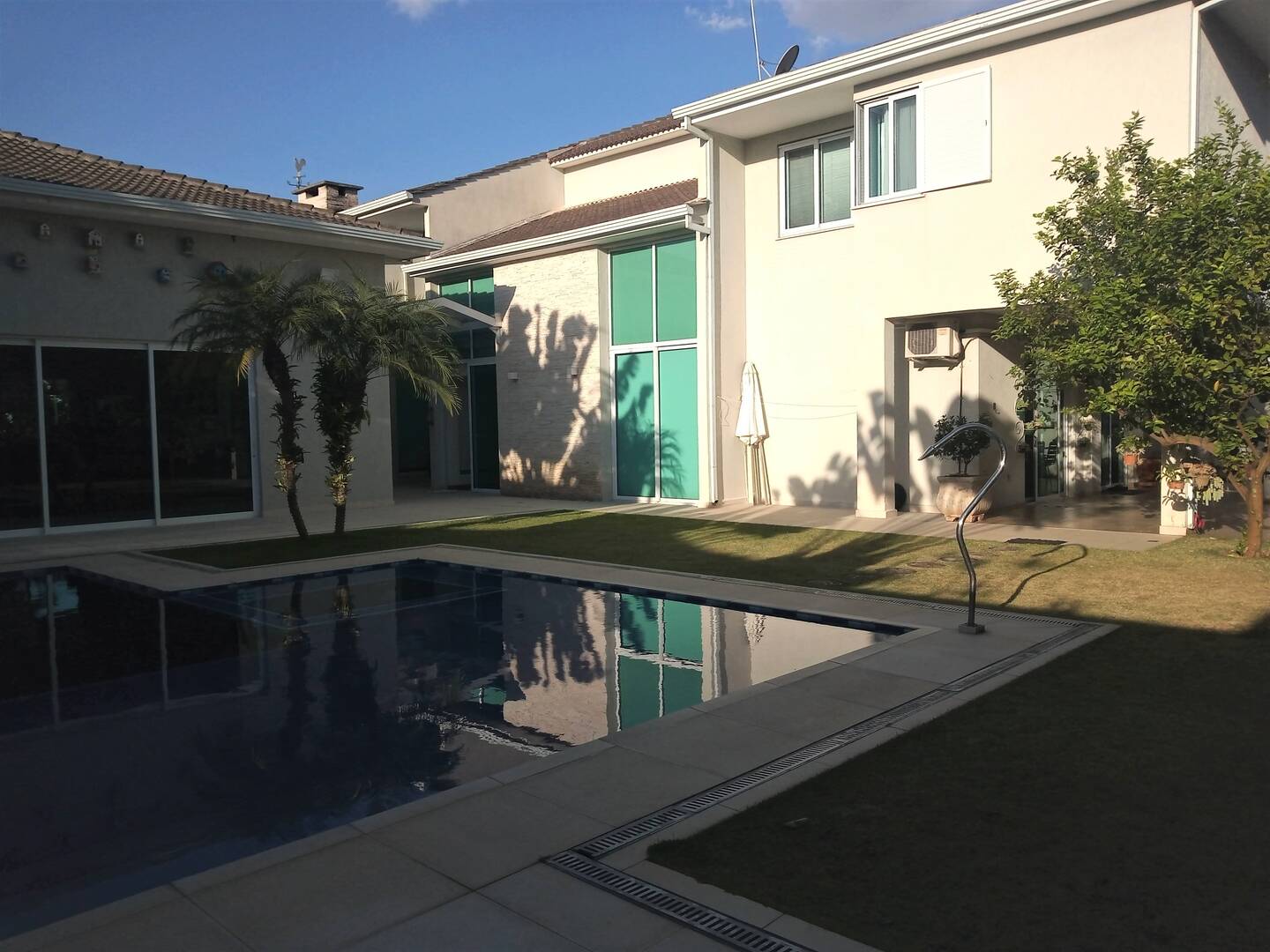 #1775 - Casa em condomínio para Venda em Santana de Parnaíba - SP