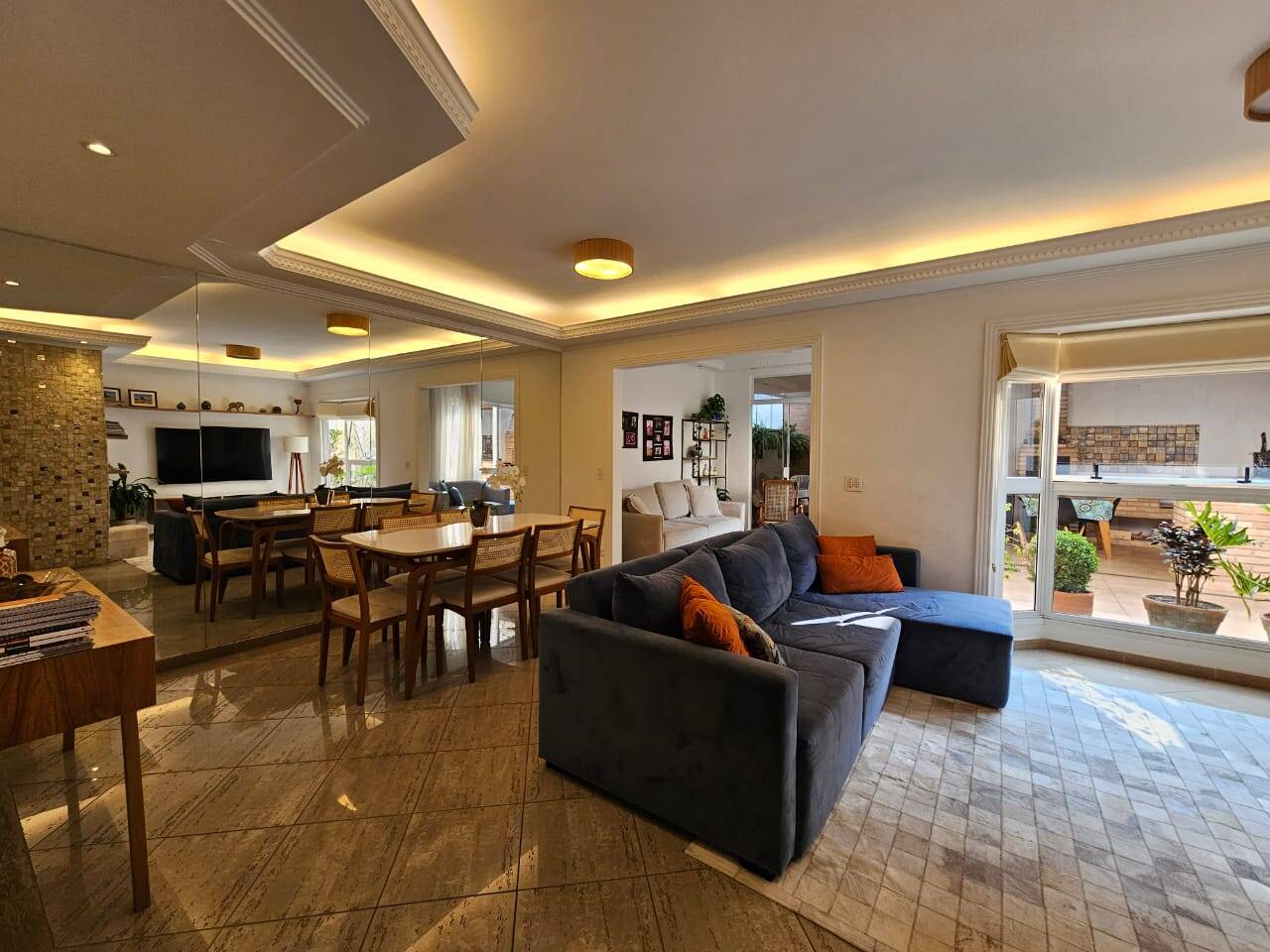 #1865 - Casa em condomínio para Venda em Santana de Parnaíba - SP