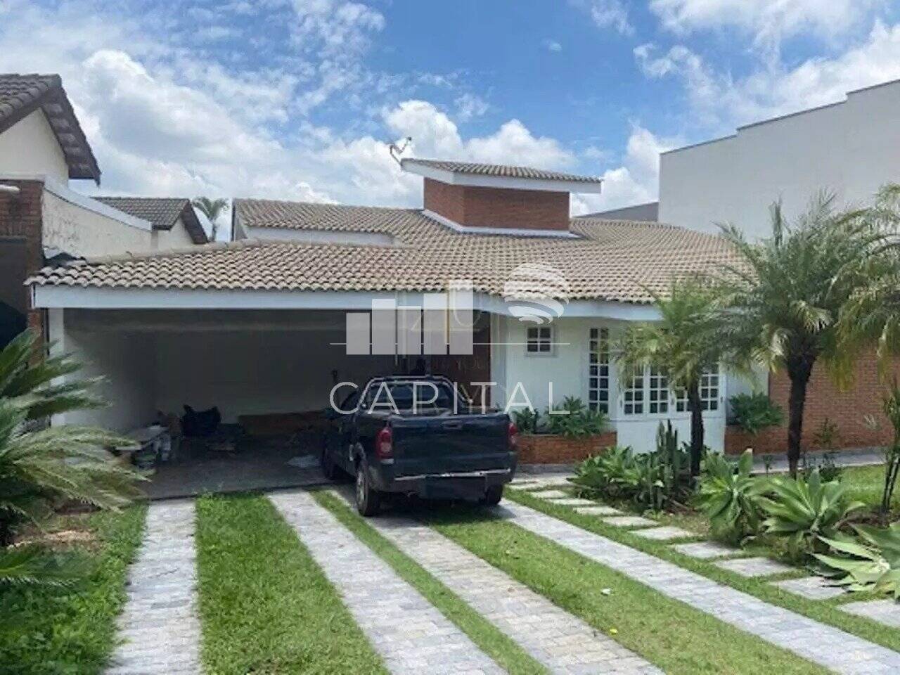 #2019 - Casa em condomínio para Venda em Santana de Parnaíba - SP