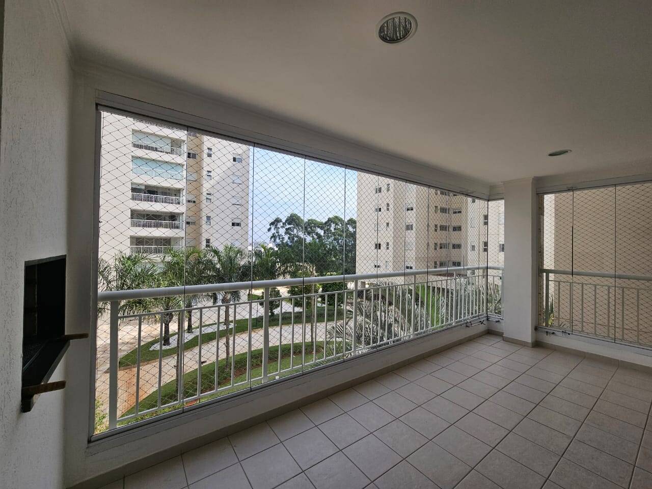 #2451 - Apartamento para Venda em Santana de Parnaíba - SP