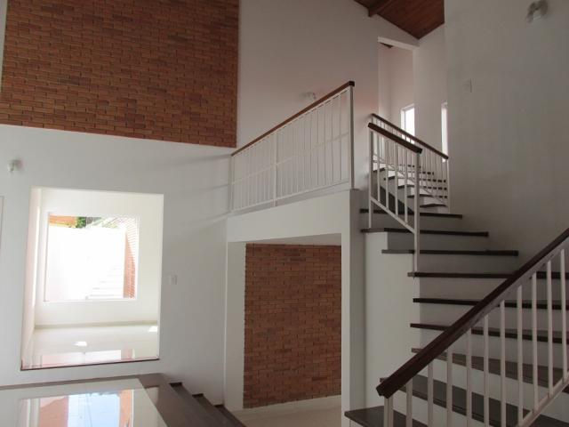 Casa para Venda em Santana de Parnaíba - 4