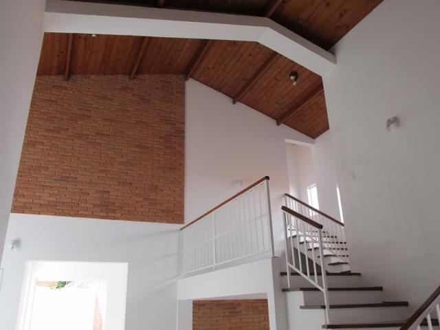 Casa para Venda em Santana de Parnaíba - 3