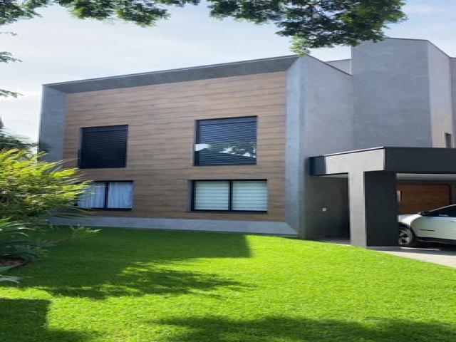 Casa para Venda em Santana de Parnaíba - 4