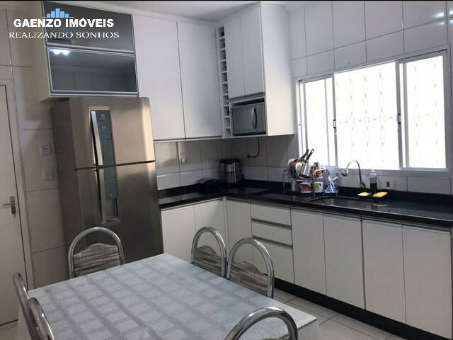Sobrado para Venda em Osasco - 2