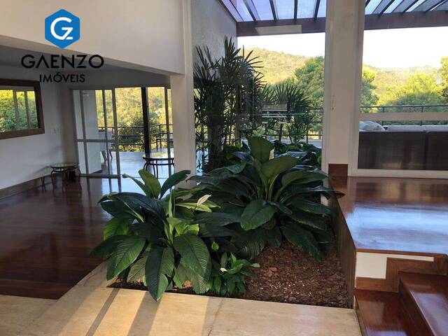 Casa para Venda em Santana de Parnaíba - 4