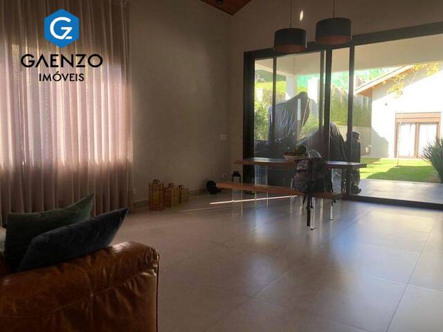 Casa em condomínio para Venda em Santana de Parnaíba - 2