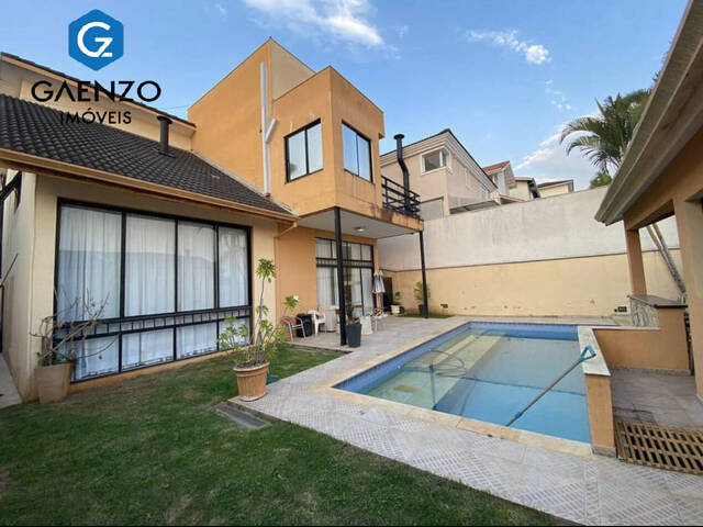 #857 - Casa em condomínio para Venda em Barueri - SP