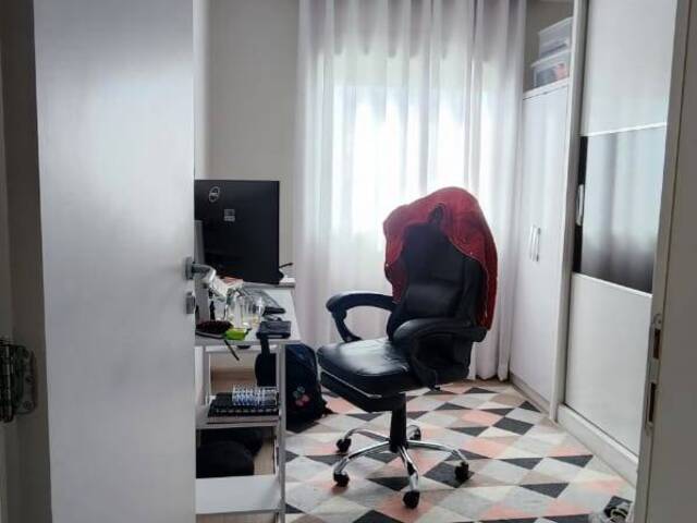 #886 - Apartamento para Venda em Barueri - SP