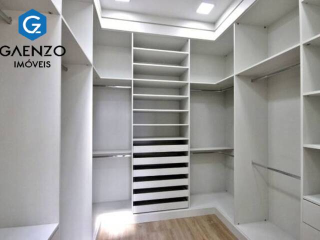 Casa em condomínio para Venda em Santana de Parnaíba - 2