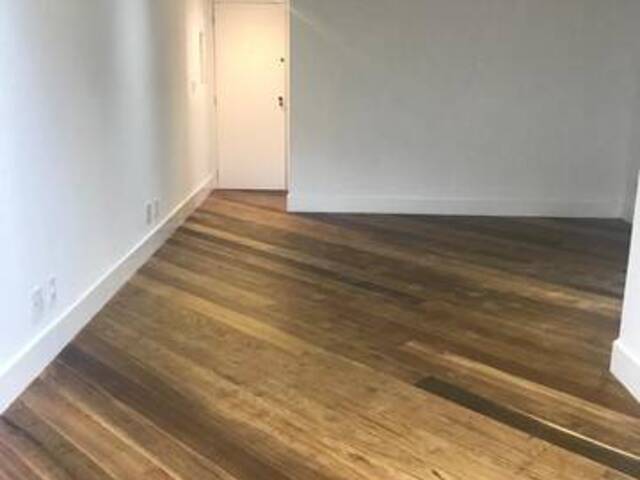 Apartamento para Venda em Santana de Parnaíba - 5