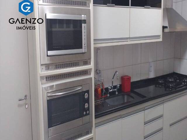 Apartamento para Venda em Santana de Parnaíba - 4