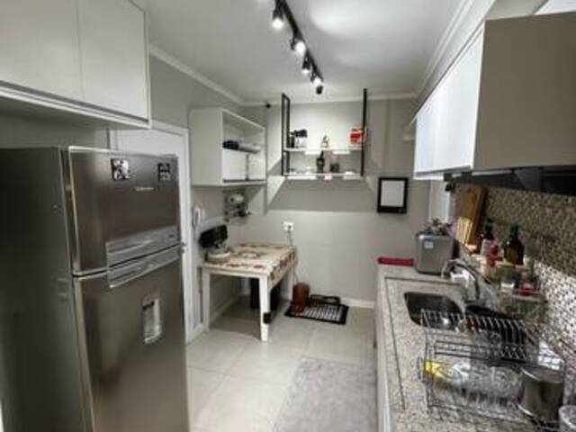 Apartamento para Venda em Santana de Parnaíba - 2