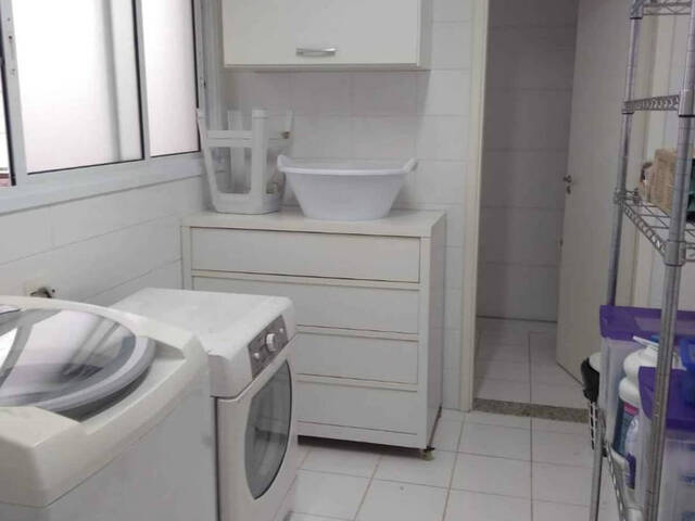 Apartamento para Venda em Santana de Parnaíba - 4
