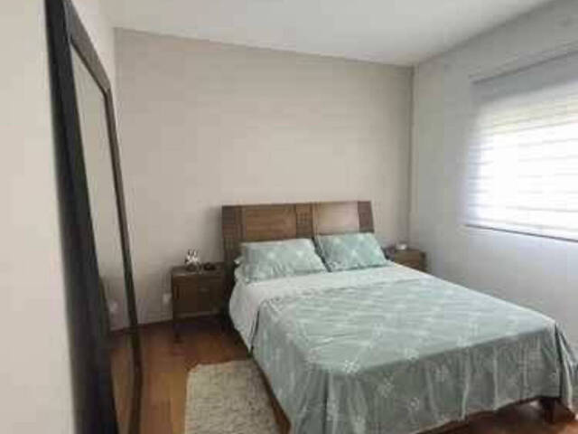 Apartamento para Venda em Santana de Parnaíba - 5