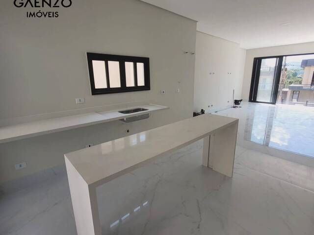 Casa em condomínio para Venda em Santana de Parnaíba - 2
