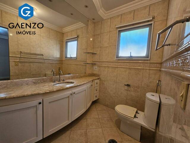 Casa em condomínio para Venda em Santana de Parnaíba - 2