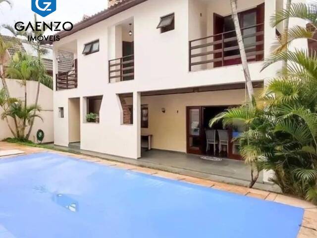 Casa para Locação em Santana de Parnaíba - 2