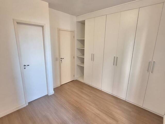 #2032 - Apartamento para Venda em Barueri - SP