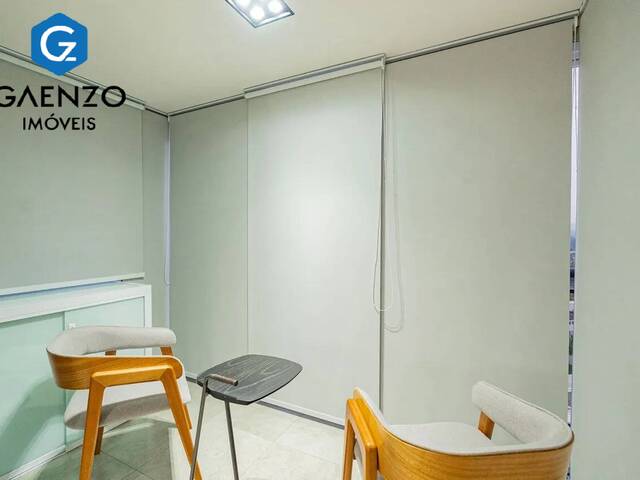 Apartamento para Venda em Santana de Parnaíba - 5