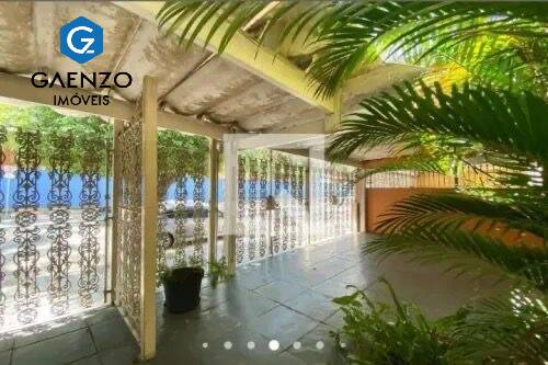 Casa à venda com 3 quartos, 200m² - Foto 1