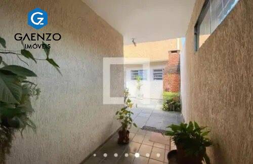 Casa à venda com 3 quartos, 200m² - Foto 17