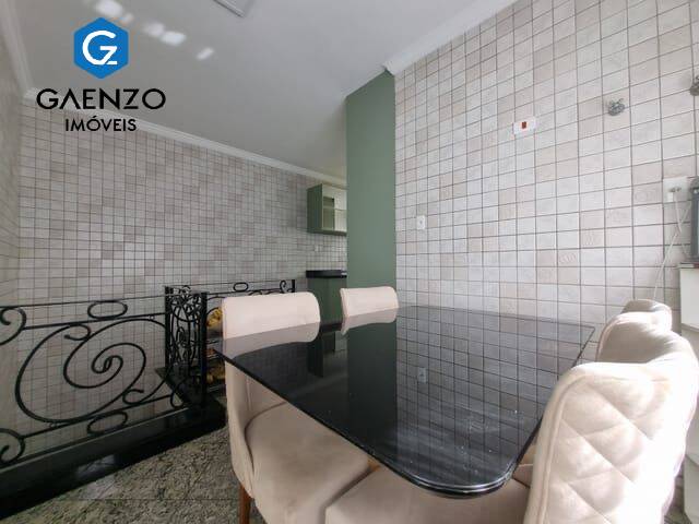 Casa de Condomínio para alugar com 4 quartos, 420m² - Foto 13