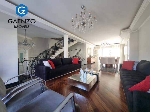 Casa de Condomínio para alugar com 4 quartos, 420m² - Foto 8