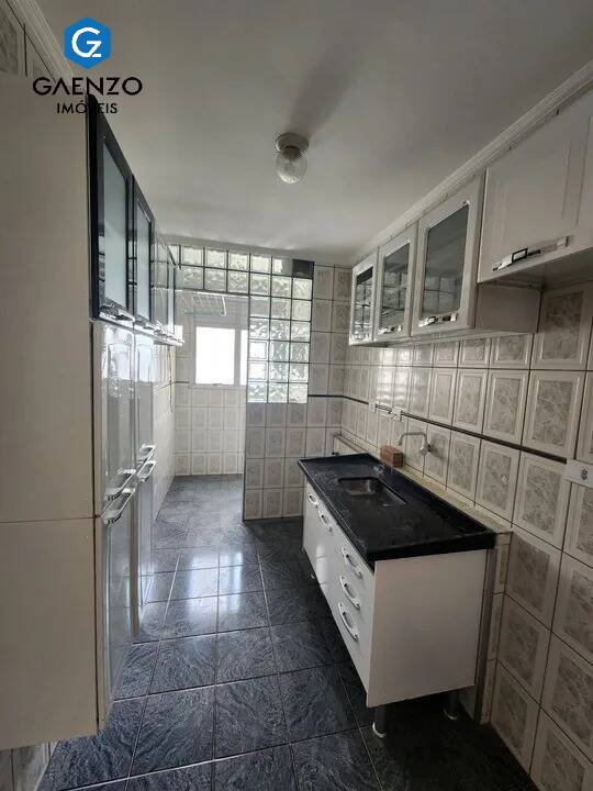 Apartamento para alugar com 3 quartos, 65m² - Foto 7
