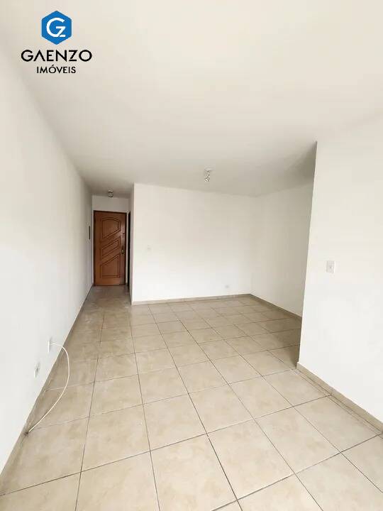 Apartamento para alugar com 3 quartos, 65m² - Foto 4