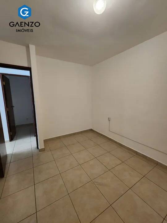 Apartamento para alugar com 3 quartos, 65m² - Foto 8