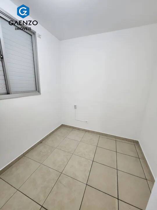 Apartamento para alugar com 3 quartos, 65m² - Foto 11