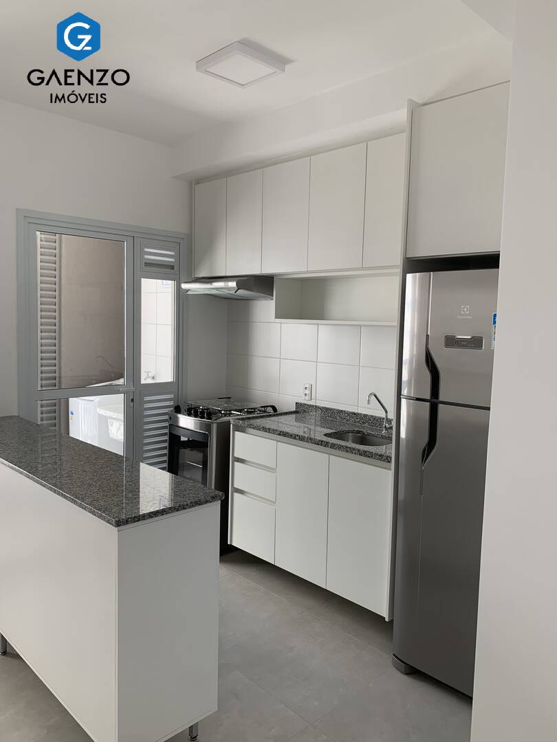 Apartamento para alugar com 2 quartos, 52m² - Foto 13