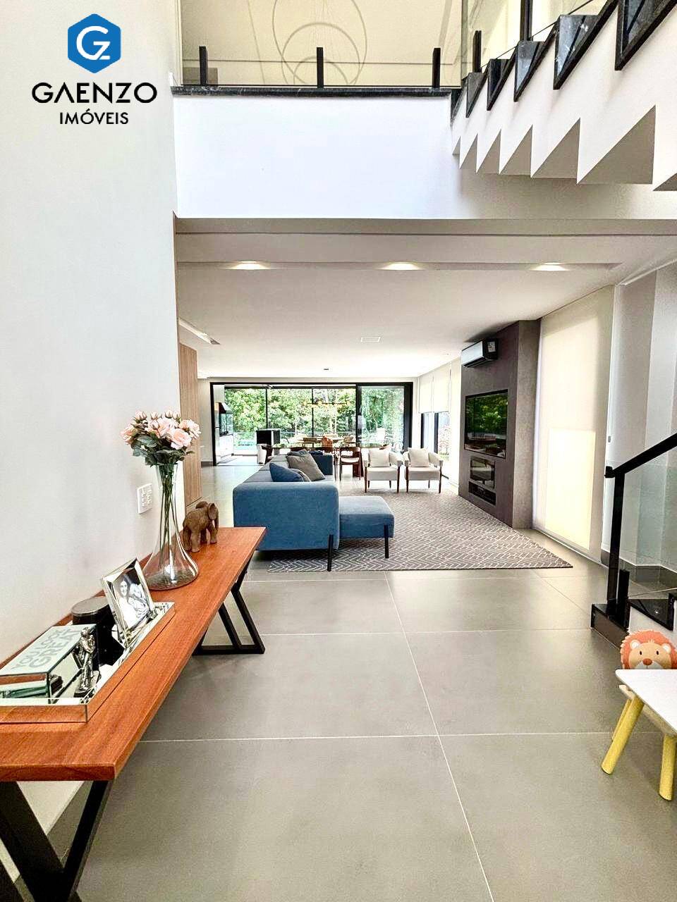 Casa de Condomínio à venda com 4 quartos, 420m² - Foto 5