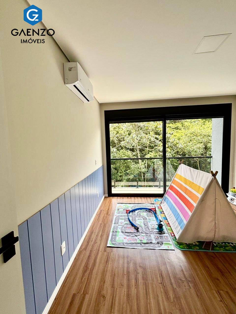 Casa de Condomínio à venda com 4 quartos, 420m² - Foto 16