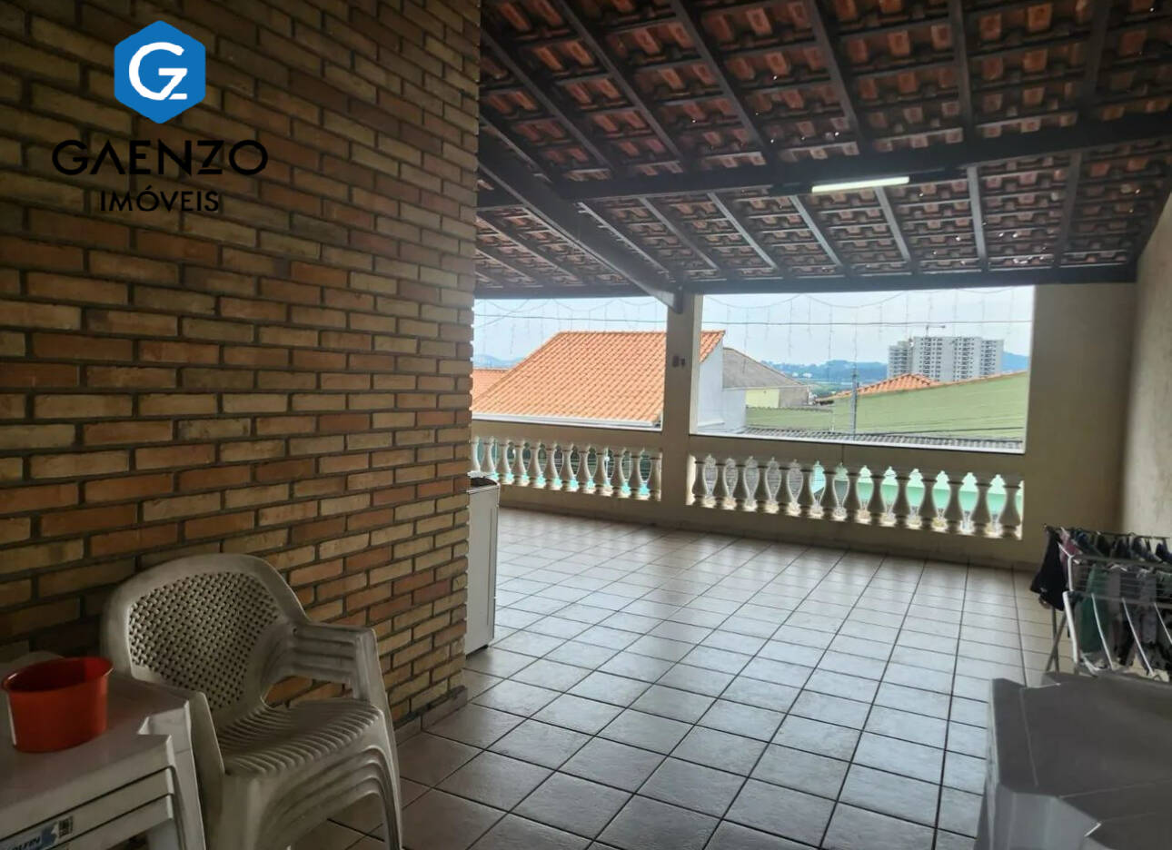 Sobrado, 3 quartos, 203 m² - Foto 2