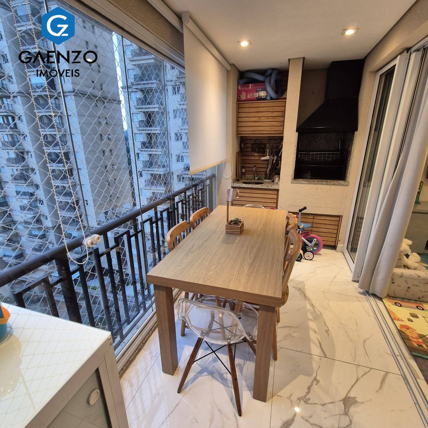 Apartamento à venda com 3 quartos, 107m² - Foto 4