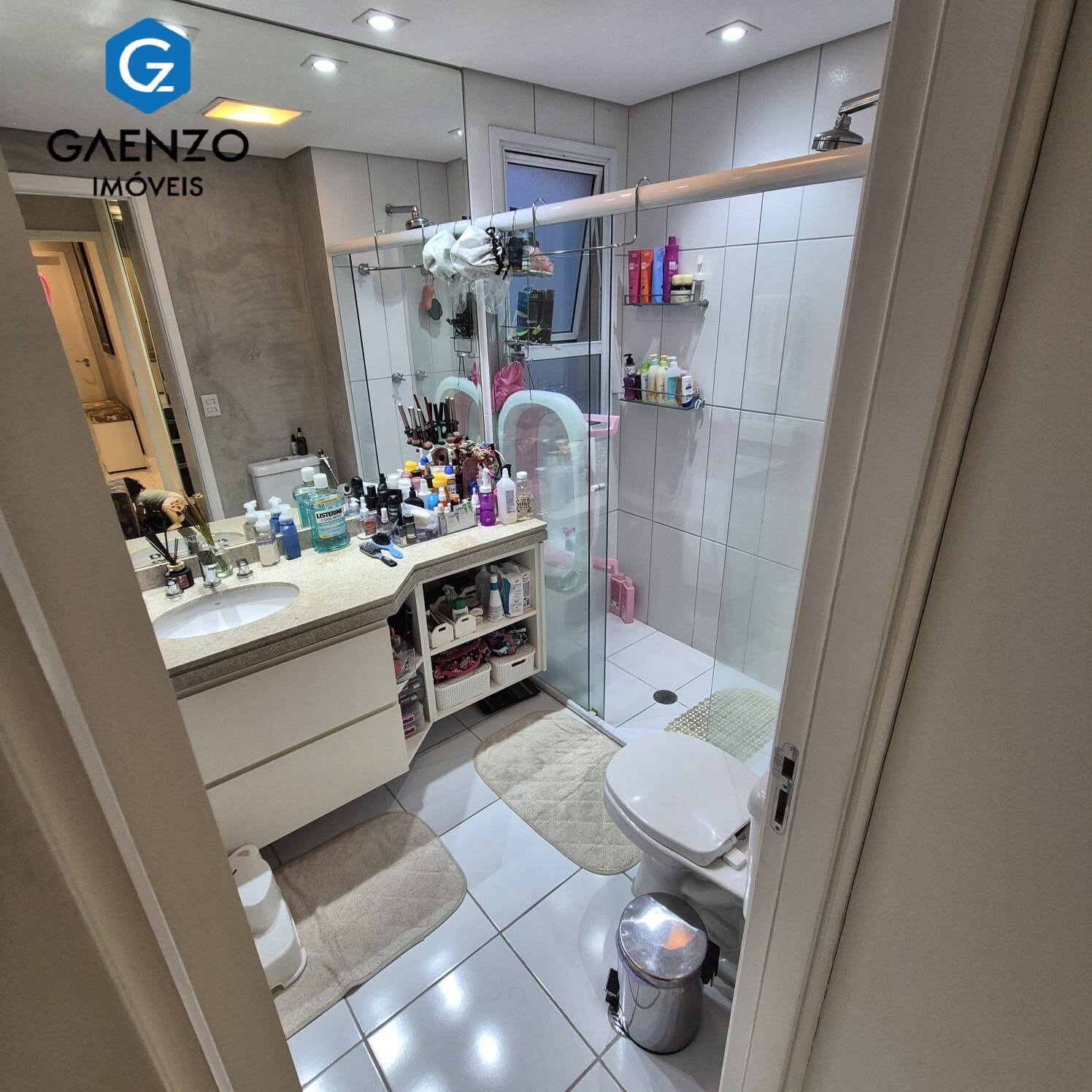 Apartamento à venda com 3 quartos, 107m² - Foto 1