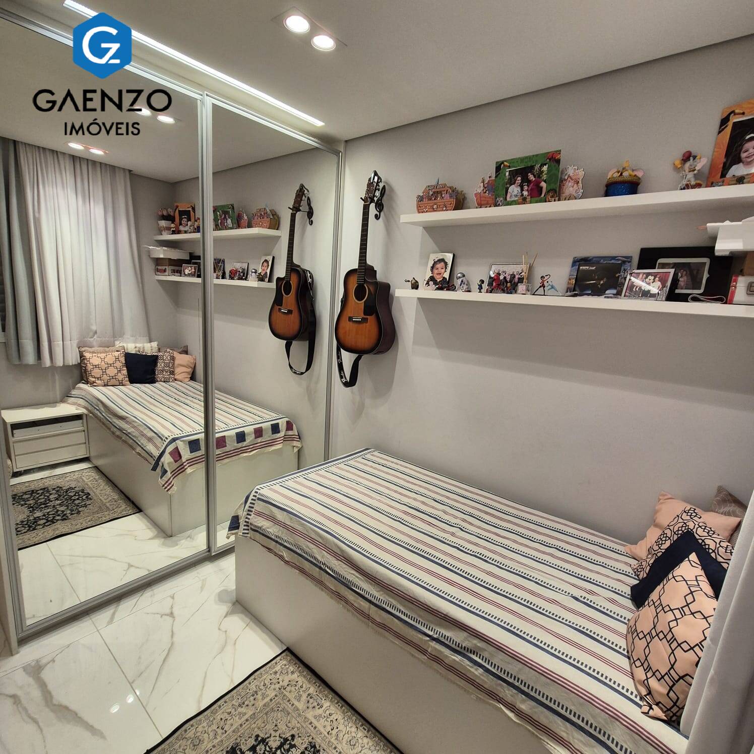 Apartamento à venda com 3 quartos, 107m² - Foto 8