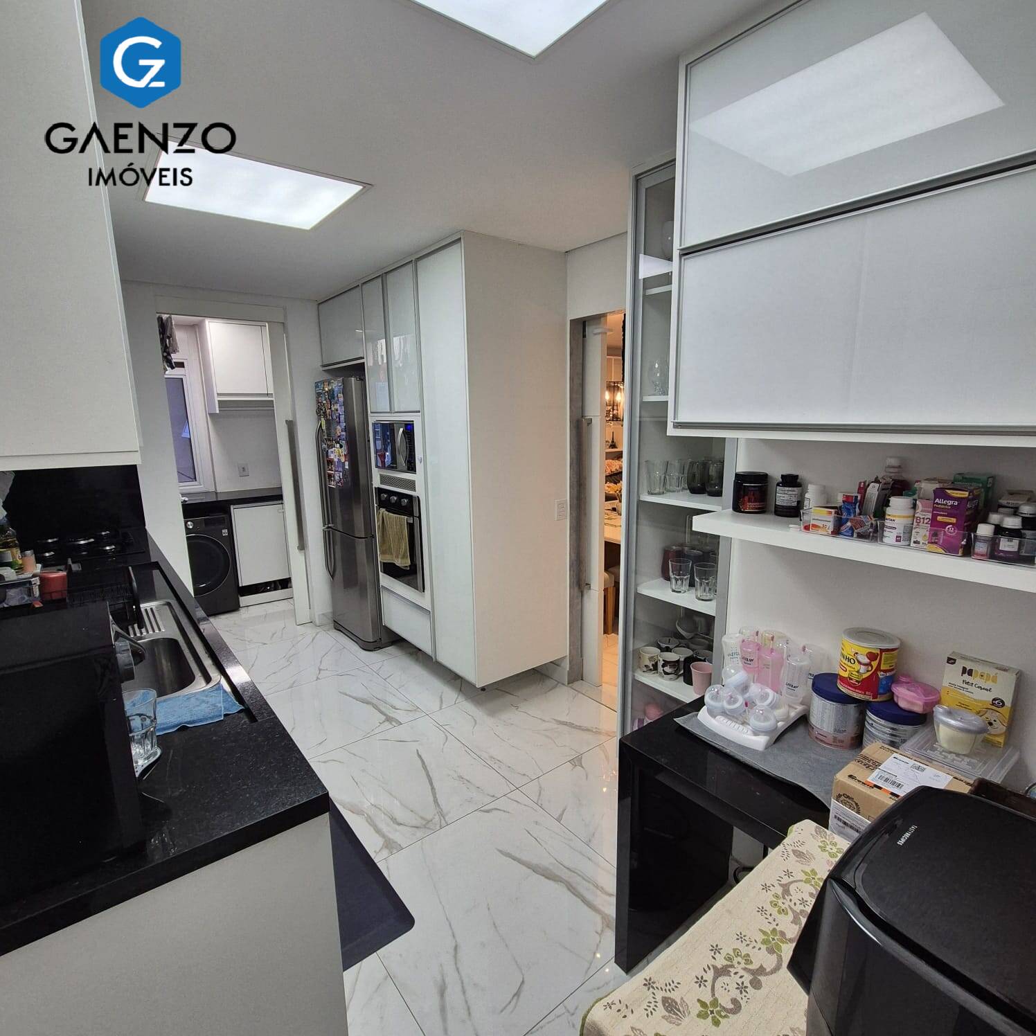 Apartamento à venda com 3 quartos, 107m² - Foto 13