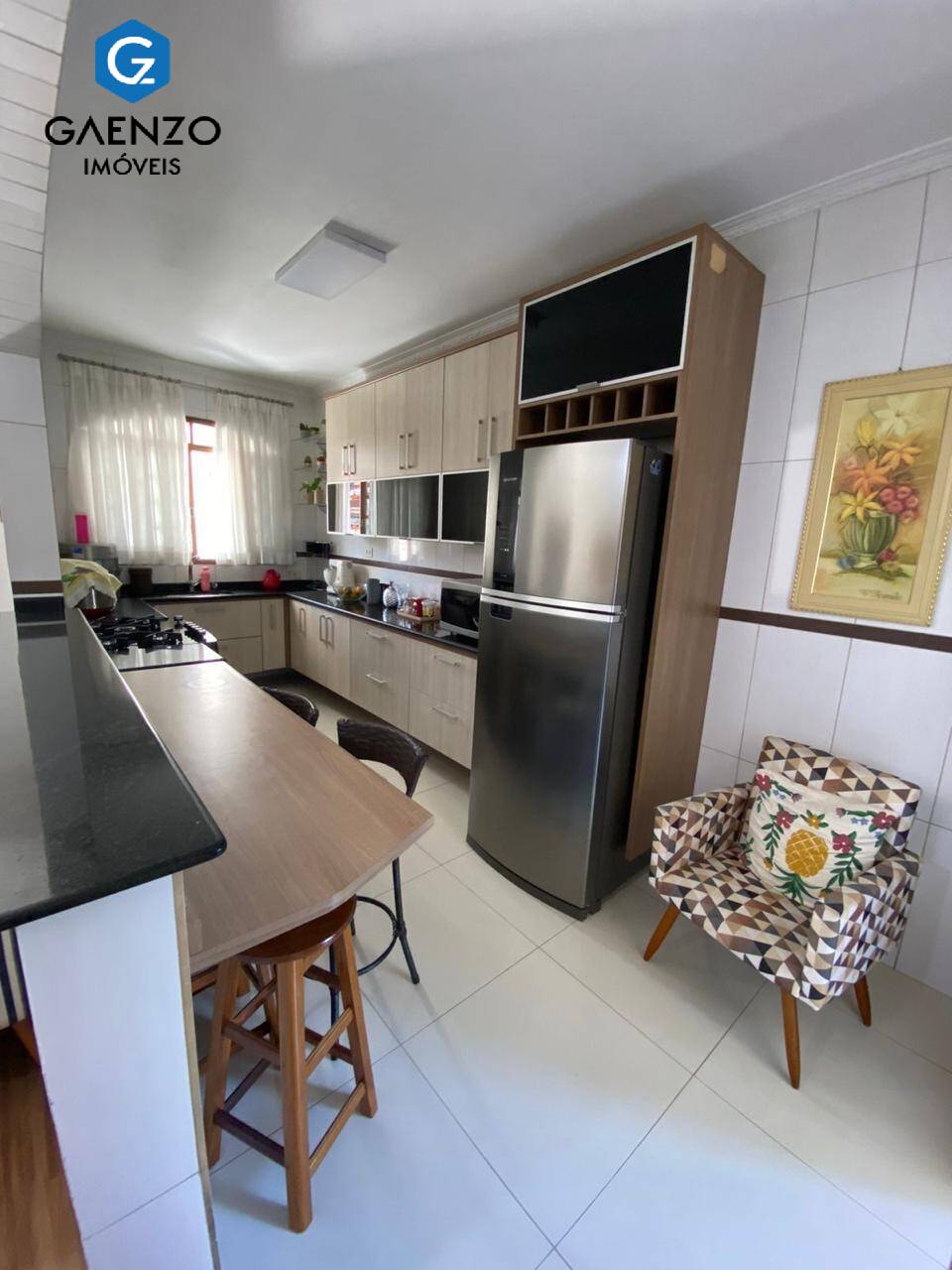 Casa à venda com 3 quartos, 400m² - Foto 7