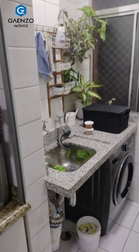 Apartamento à venda com 3 quartos, 75m² - Foto 11