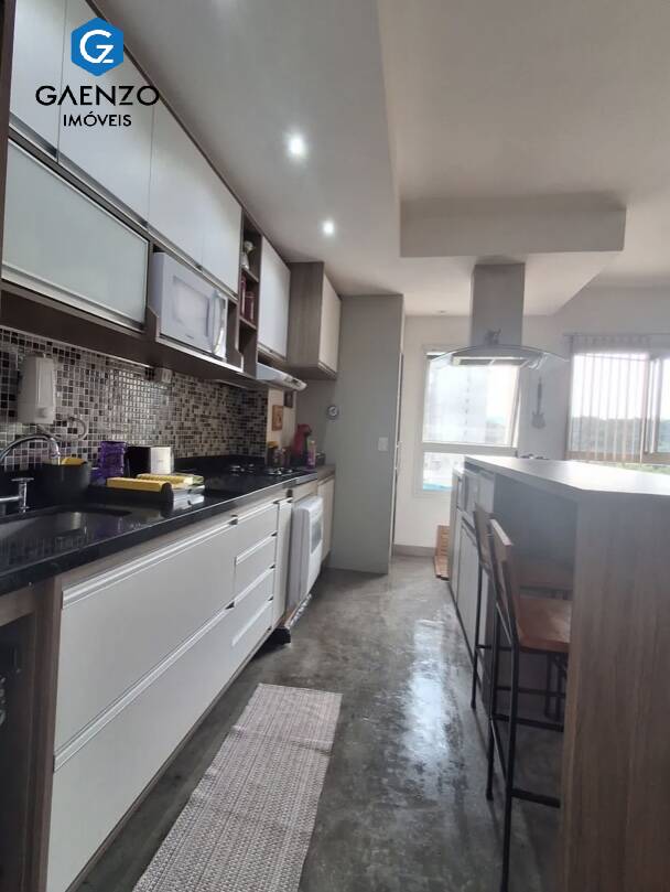 Apartamento à venda com 2 quartos, 62m² - Foto 2