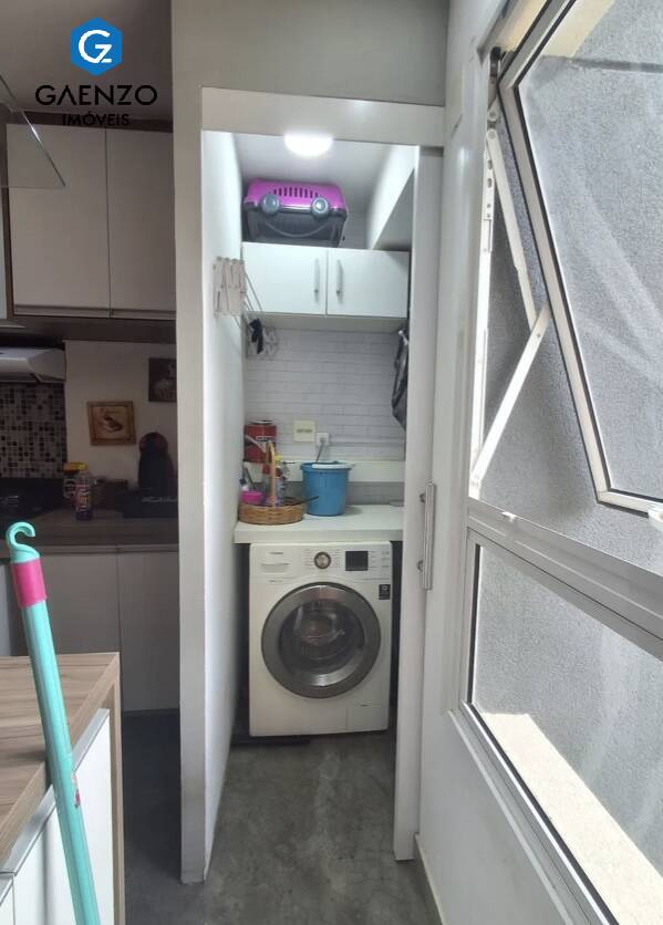 Apartamento à venda com 2 quartos, 62m² - Foto 4